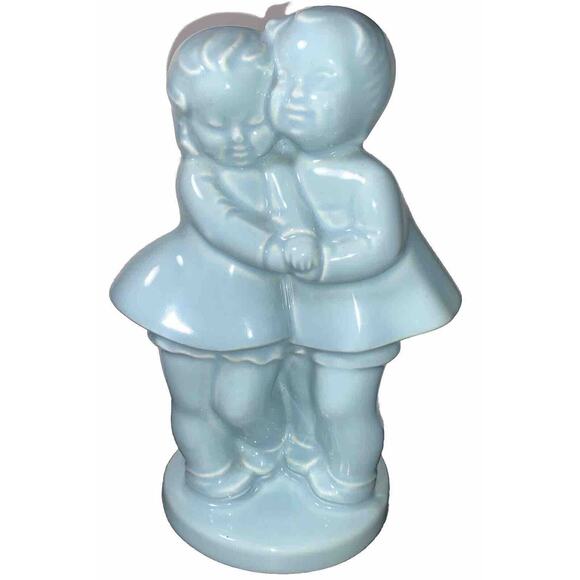 Vintage 1950s SHAWNEE Pottery Blue Boy And Girl Sweeties w Tree Stump Initials - Picture 1 of 12